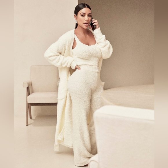 SKIMS COZY ROBE USA OLYMPIC GAMES US FLAG - Picture 2 of 5